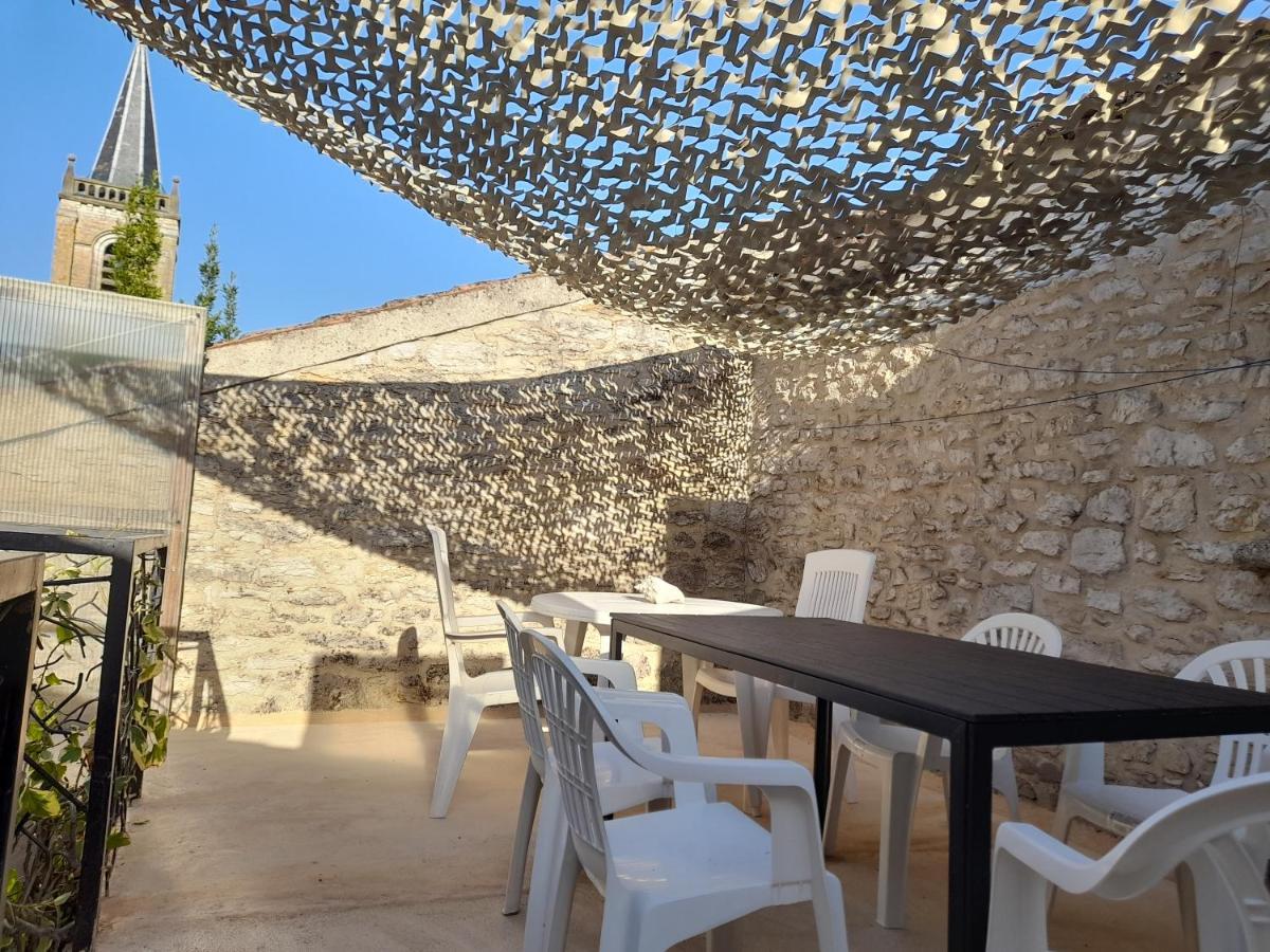 Maison de village avec cour intérieure et terrasse Septfonds Extérieur photo